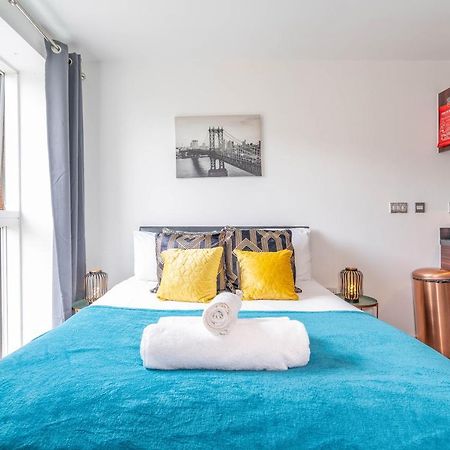 Studio Apartment - City Centre - Broad Street - Brindley Place - Wifi - Netflix - Smart Tv 伯明翰 外观 照片