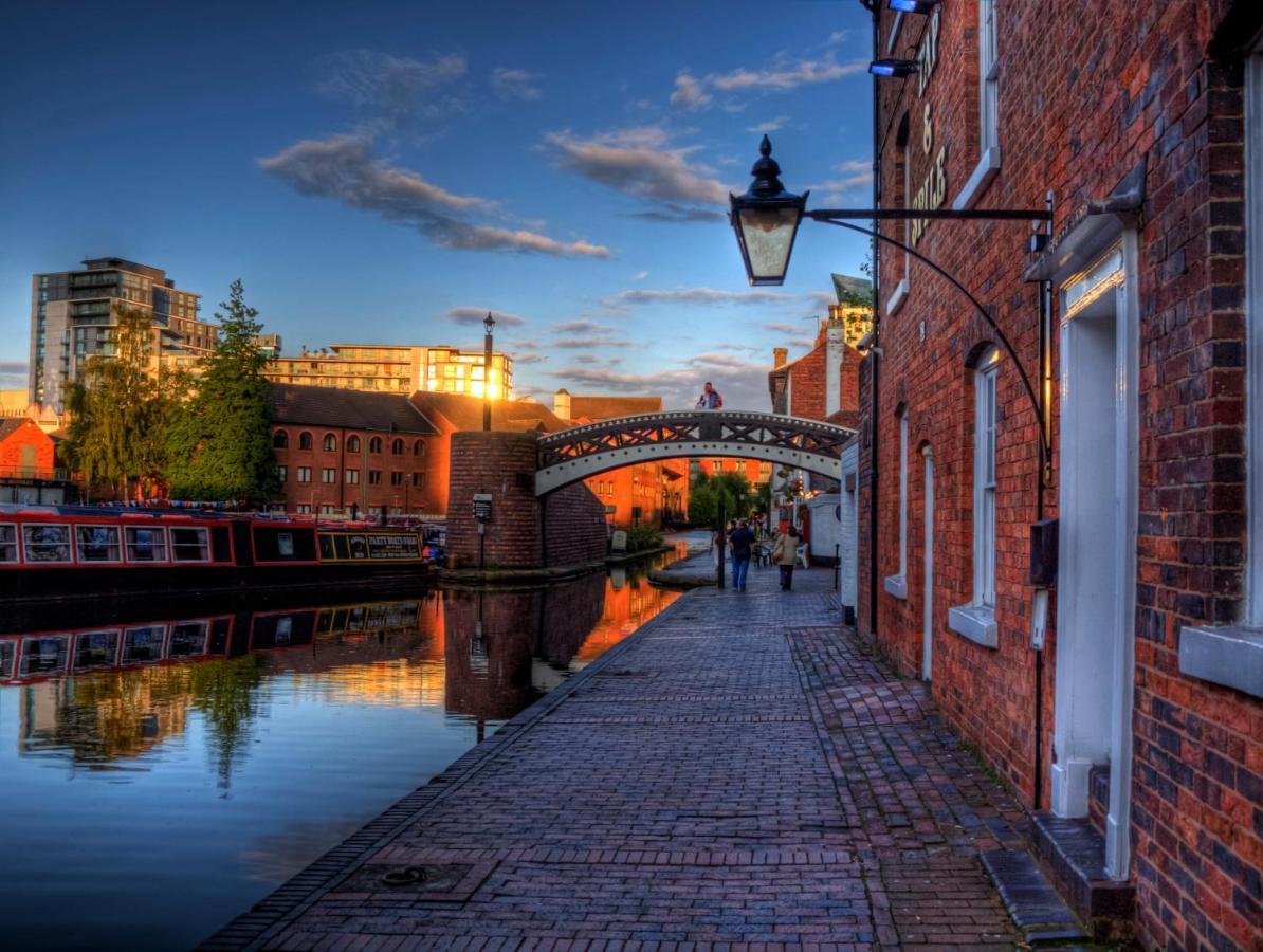 Studio Apartment - City Centre - Broad Street - Brindley Place - Wifi - Netflix - Smart Tv 伯明翰 外观 照片