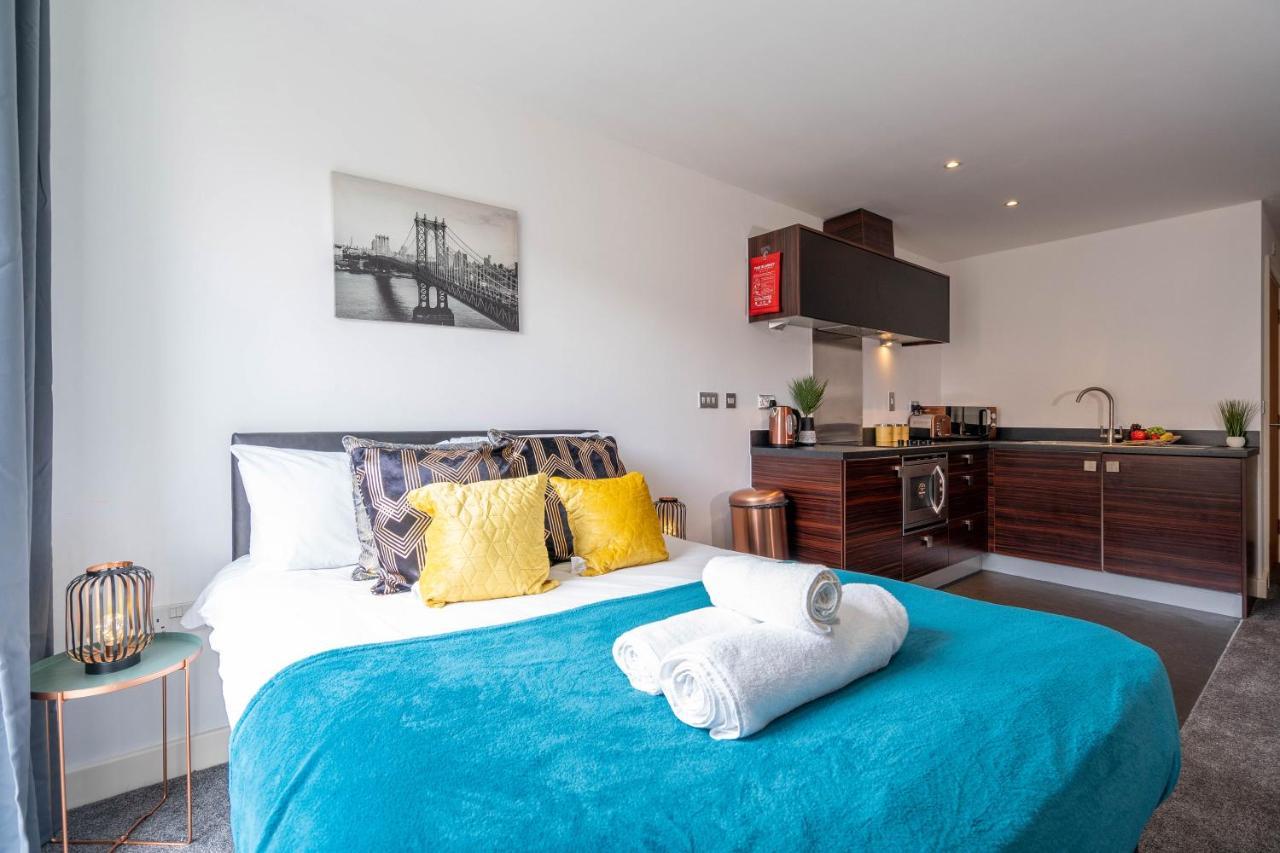 Studio Apartment - City Centre - Broad Street - Brindley Place - Wifi - Netflix - Smart Tv 伯明翰 外观 照片